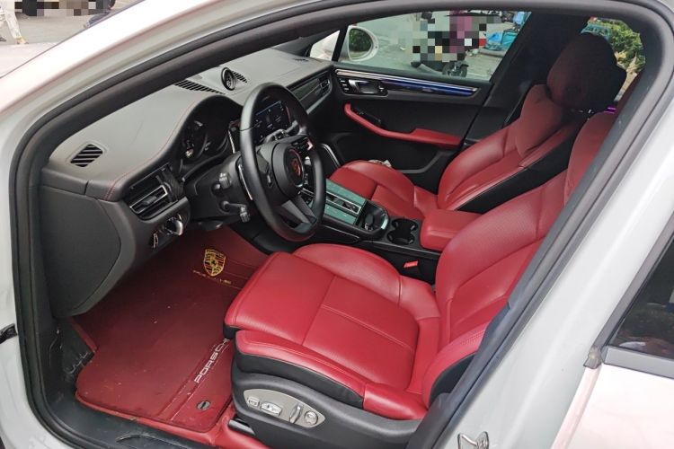 Used Porsche Macan 2024 Macan 2.0T Driver Seat