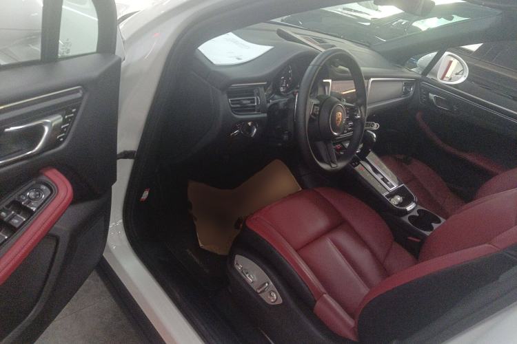 Used Porsche Macan 2024 Macan 2.0T Driver Seat