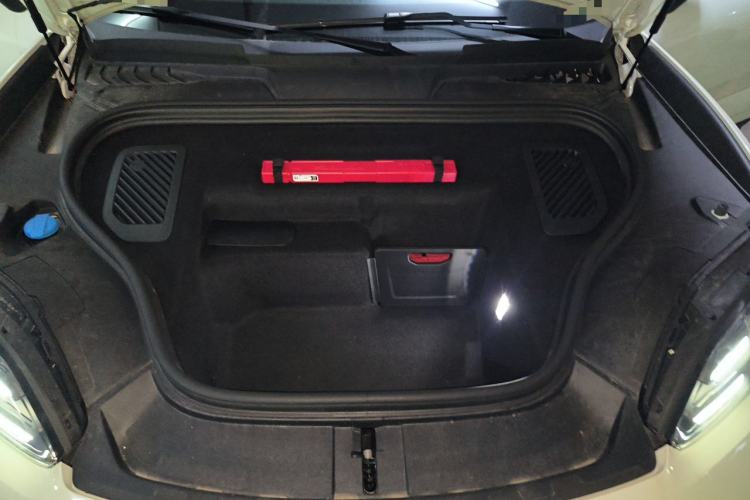 Used Porsche Macan 2024 Macan Long Range Edition Engine Bay