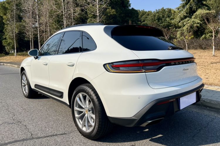 Used Porsche Macan 2024 Macan 2.0T Exterior 1