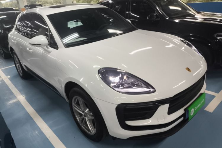 Used Porsche Macan 2024 Macan 2.0T Exterior 2