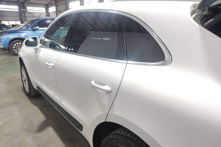 Used Porsche Macan 2024 Macan 2.0T Exterior 2