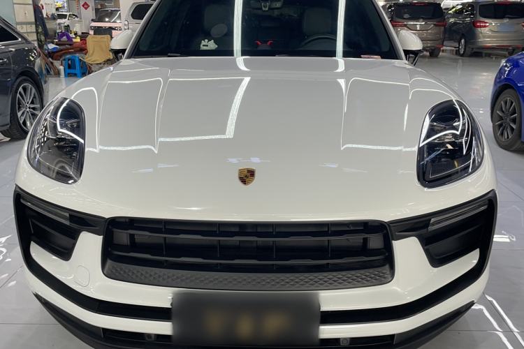 Used Porsche Macan 2024 Macan 2.0T Exterior 2