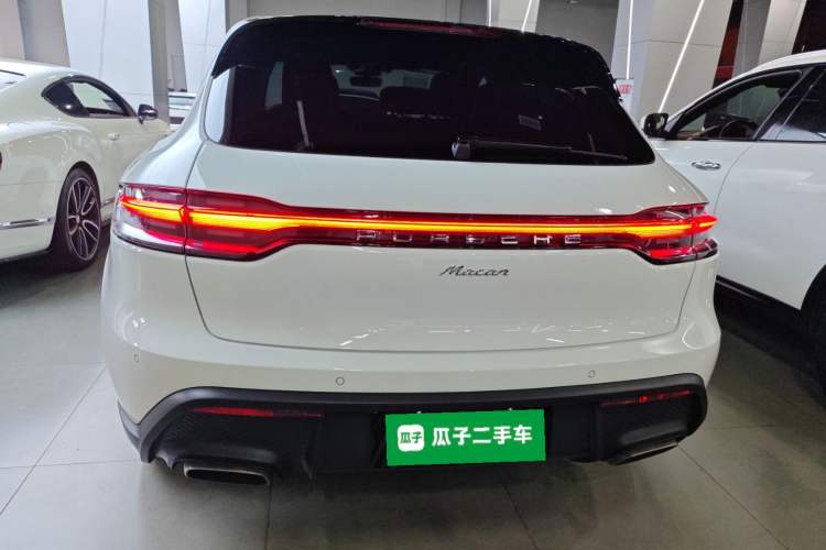 Used Porsche Macan 2024 Macan 2.0T Exterior 4
