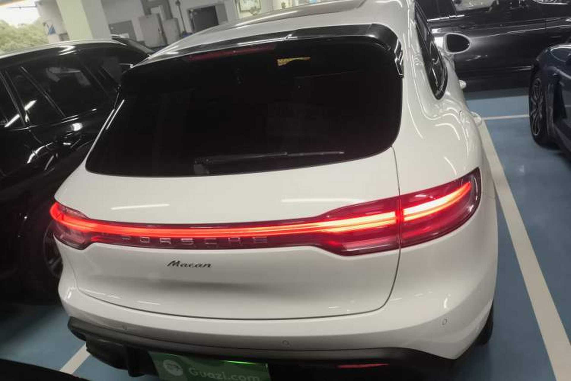 Used Porsche Macan 2024 Macan 2.0T Exterior 4