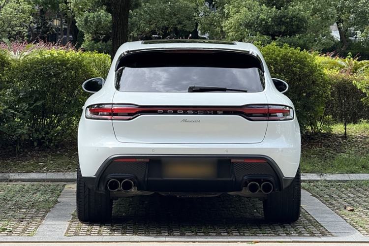 Used Porsche Macan 2024 Macan 2.0T Exterior 4