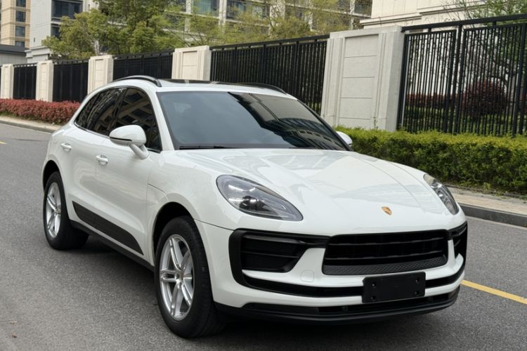 Used Porsche Macan 2024 Macan 2.0T Exterior 5