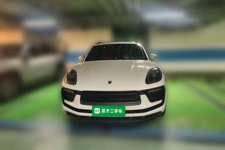 Used Porsche Macan 2024 Macan 2.0T Front