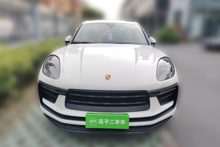 Used Porsche Macan 2024 Macan 2.0T Front