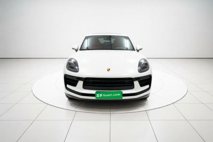 Used Porsche Macan 2024 Macan 2.0T Front