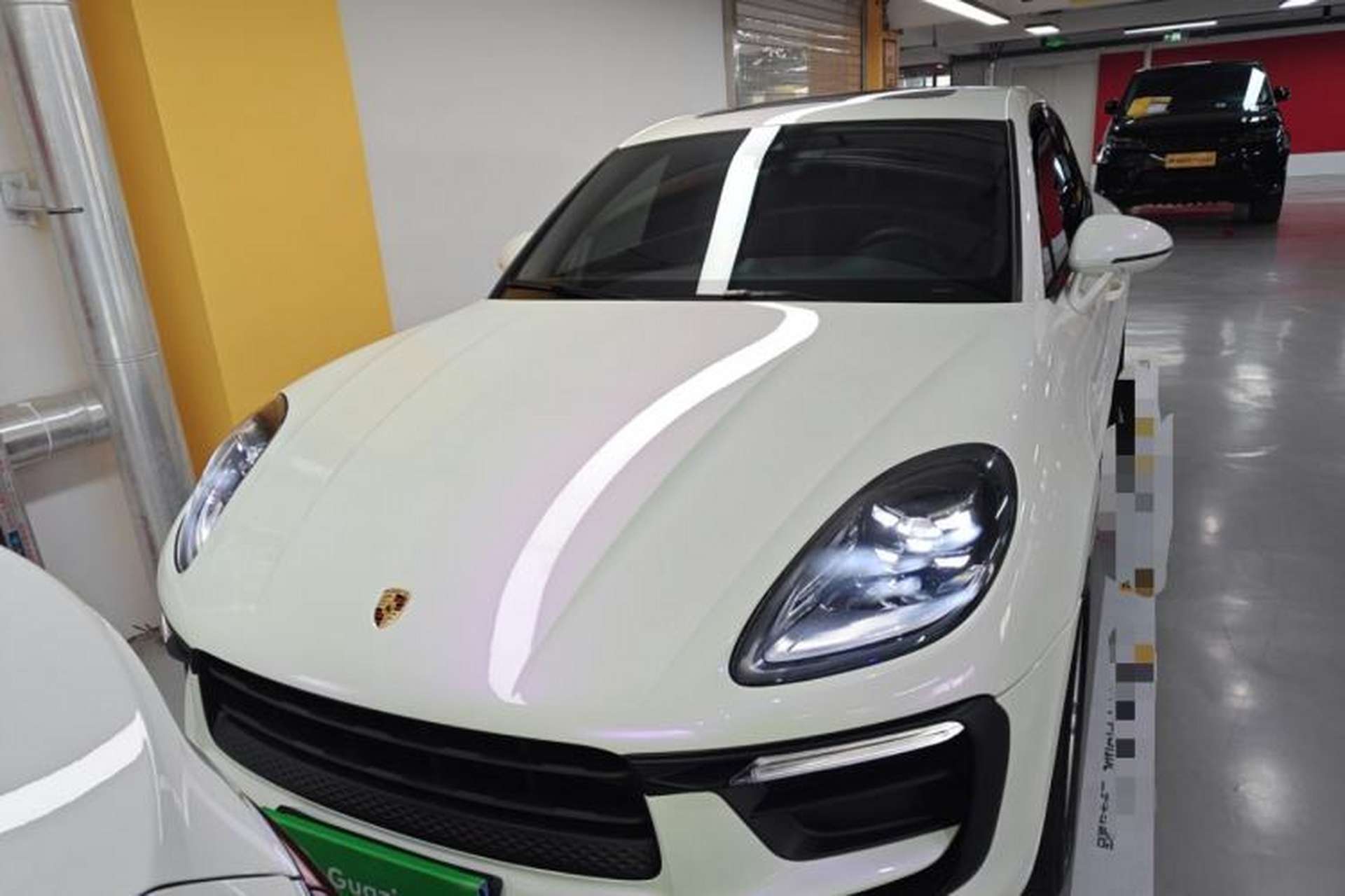 Used Porsche Macan 2024 Macan 2.0T Front