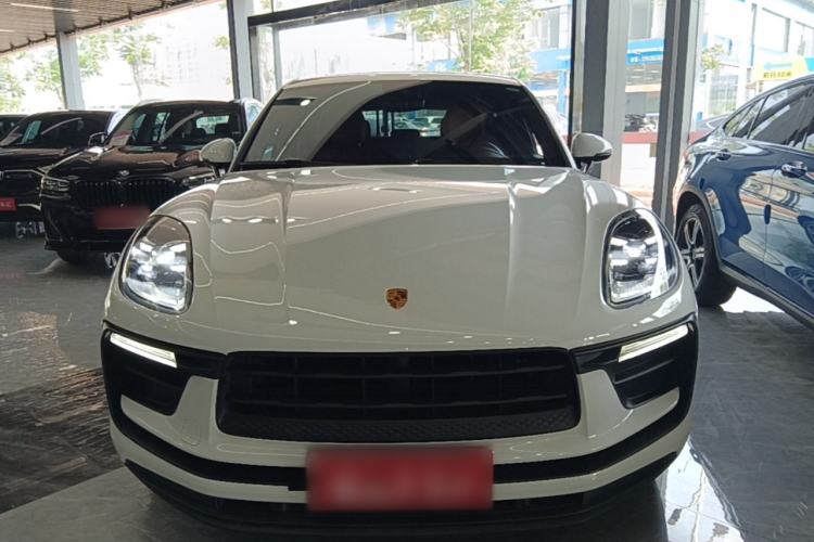 Used Porsche Macan 2024 Macan 2.0T Front