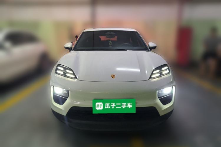 Used Porsche Macan 2024 Macan Long Range Edition Front