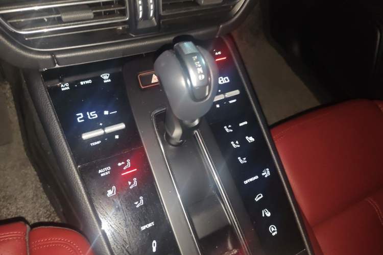 Used Porsche Macan 2024 Macan 2.0T Gear Lever