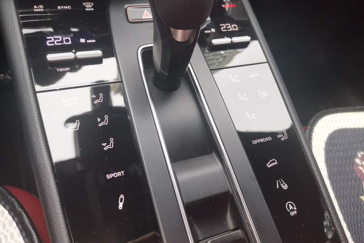 Used Porsche Macan 2024 Macan 2.0T Gear Lever