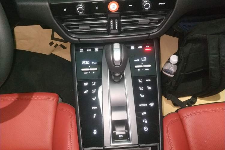 Used Porsche Macan 2024 Macan 2.0T Gear Lever