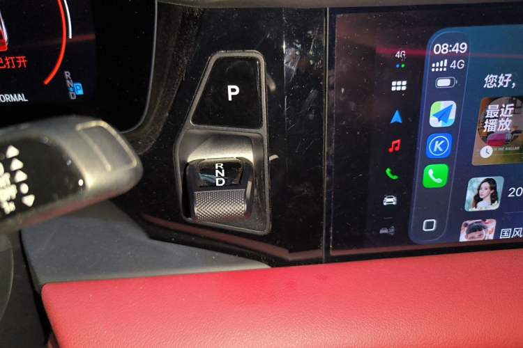Used Porsche Macan 2024 Macan Long Range Edition Gear Lever