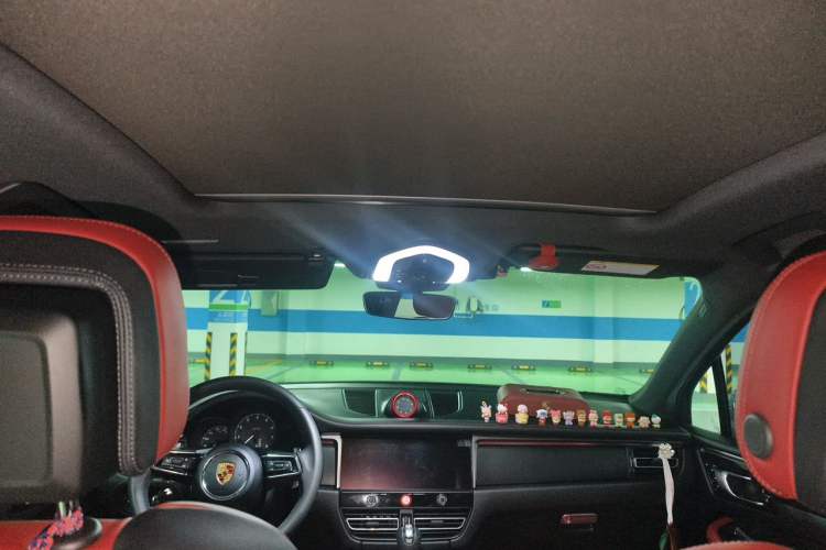 Used Porsche Macan 2024 Macan 2.0T Headliner