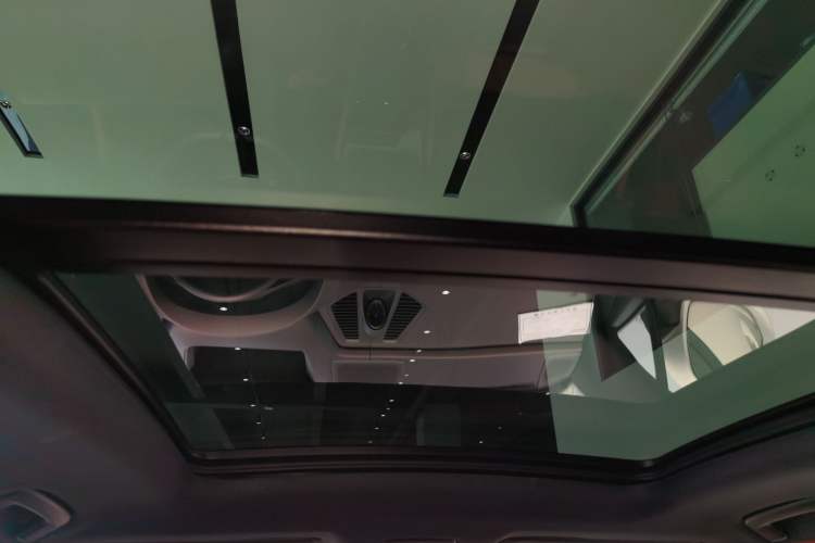 Used Porsche Macan 2024 Macan 4 Headliner
