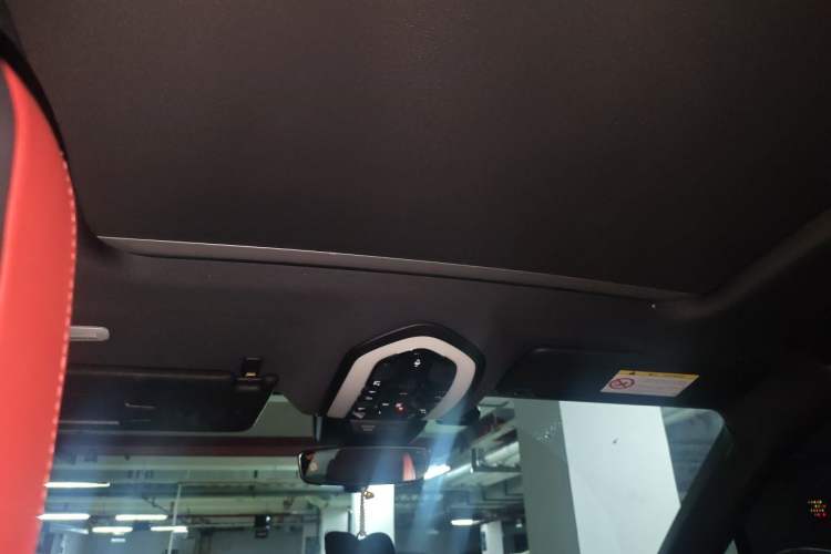 Used Porsche Macan 2024 Macan 2.0T Headliner