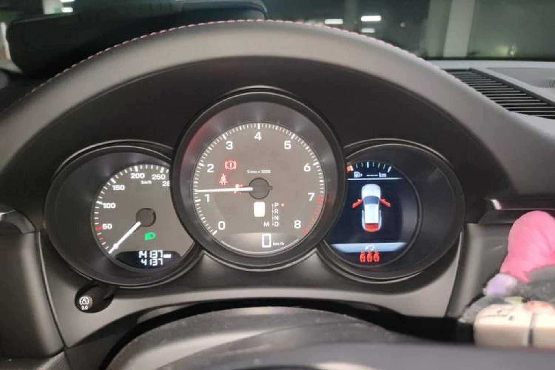 Used Porsche Macan 2024 Macan 2.0T Instrument Cluster