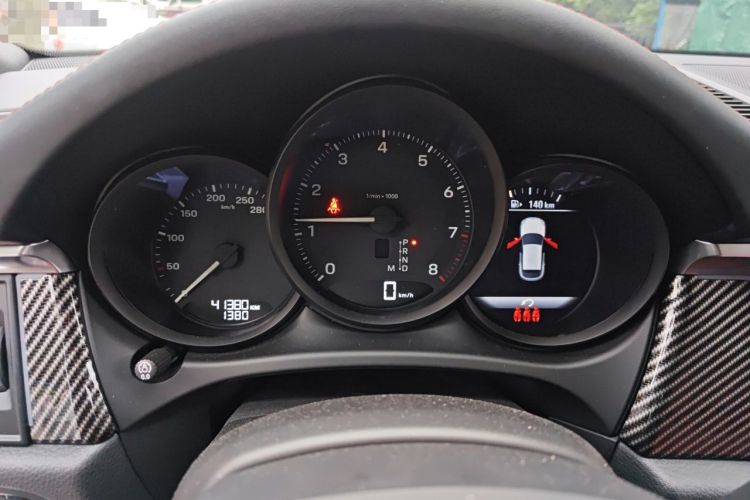 Used Porsche Macan 2024 Macan 2.0T Instrument Cluster
