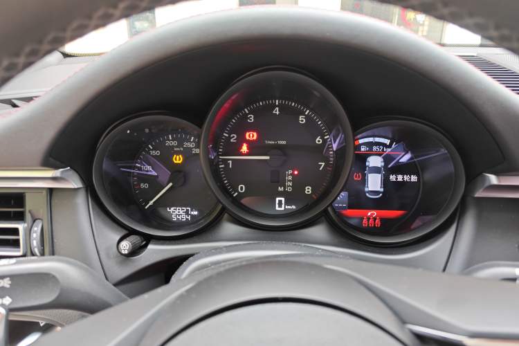 Used Porsche Macan 2024 Macan T 2.0T Instrument Cluster