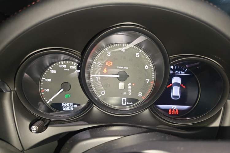 Used Porsche Macan 2024 Macan 2.0T Instrument Cluster