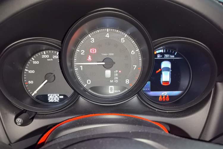 Used Porsche Macan 2024 Macan 2.0T Instrument Cluster
