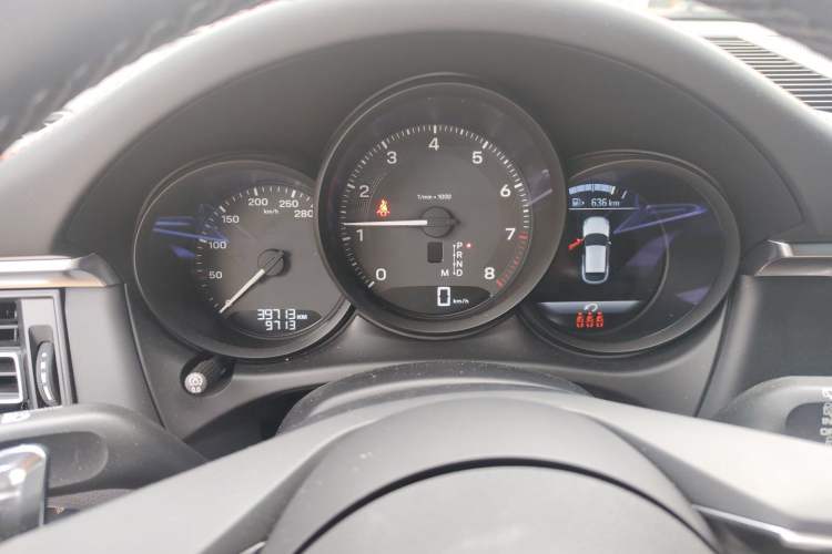 Used Porsche Macan 2024 Macan 2.0T Instrument Cluster