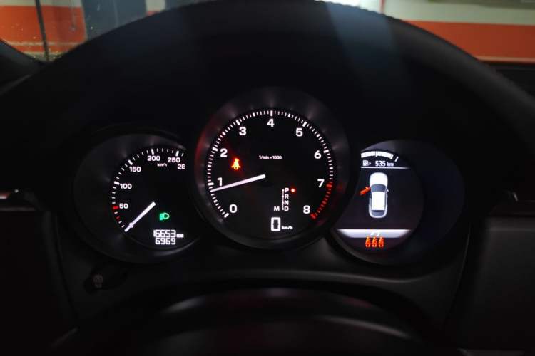 Used Porsche Macan 2024 Macan 2.0T Instrument Cluster