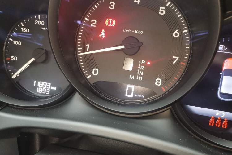 Used Porsche Macan 2024 Macan 2.0T Instrument Cluster