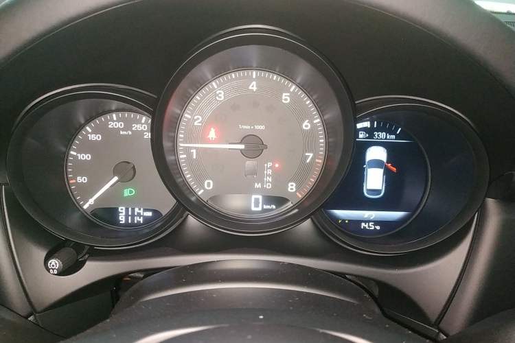 Used Porsche Macan 2024 Macan 2.0T Instrument Cluster