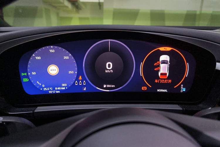 Used Porsche Macan 2024 Macan Long Range Edition Instrument Cluster