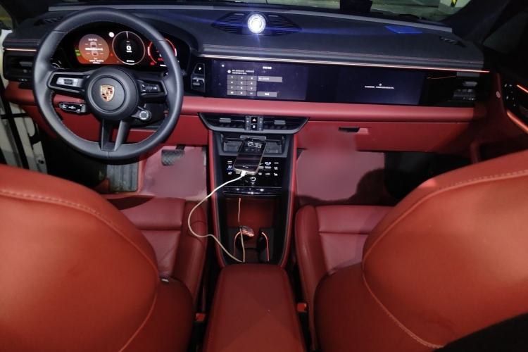 Used Porsche Macan 2024 Macan Long Range Edition Interior 2