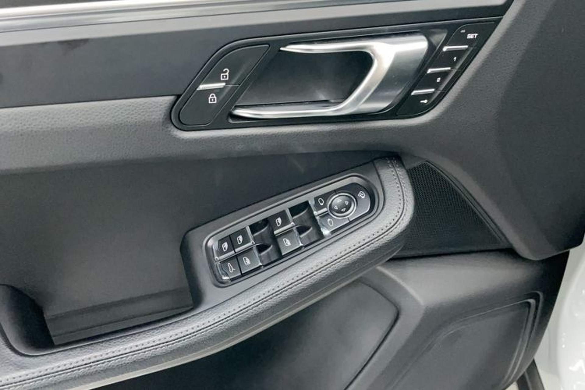 Used Porsche Macan 2024 Macan 2.0T Interior 2