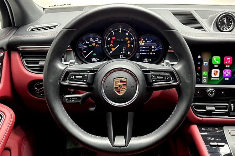 Used Porsche Macan 2024 Macan 2.0T Interior 3