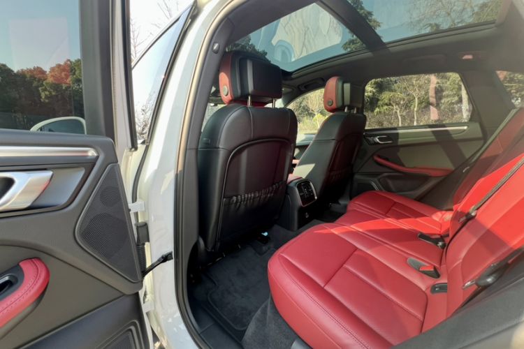 Used Porsche Macan 2024 Macan 2.0T Interior 3