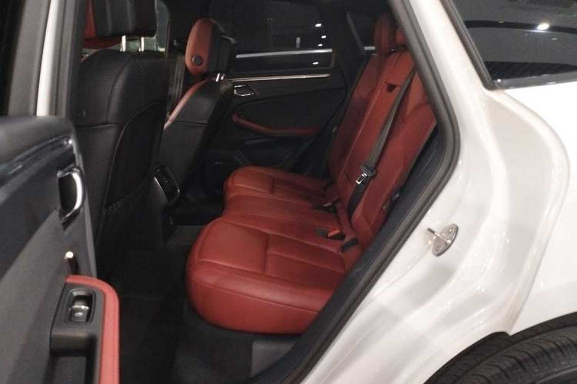 Used Porsche Macan 2024 Macan 2.0T Interior 4