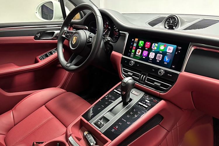Used Porsche Macan 2024 Macan 2.0T Interior 5