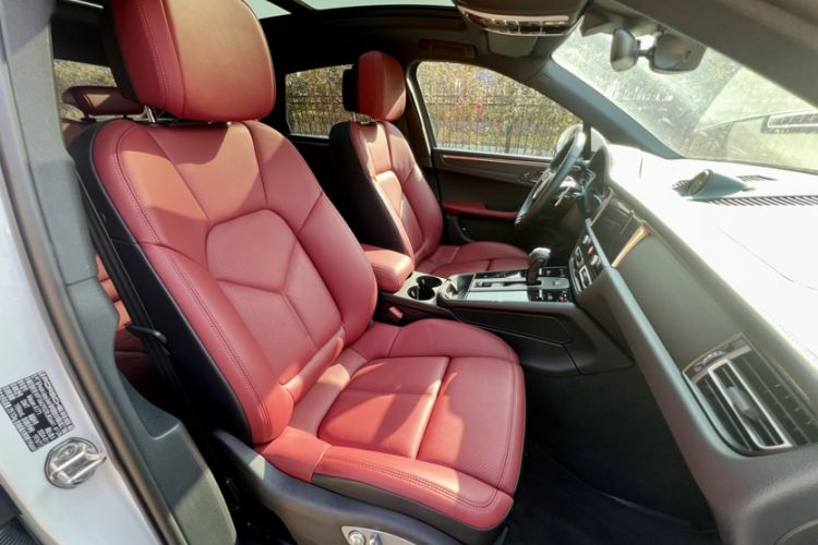 Used Porsche Macan 2024 Macan 2.0T Interior 6