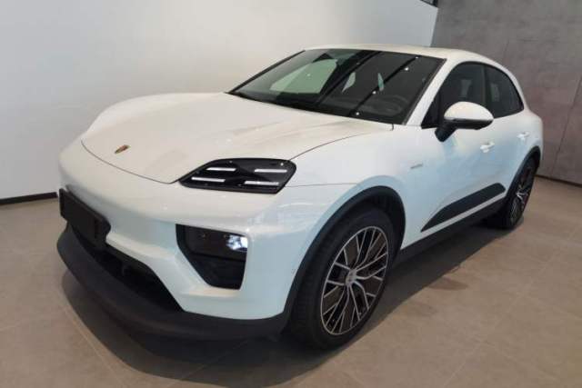 Used Porsche Macan 2024 Macan 4