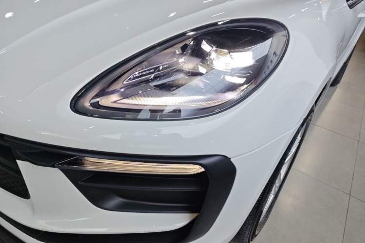 Used Porsche Macan 2024 Macan 2.0T Left Front Headlight