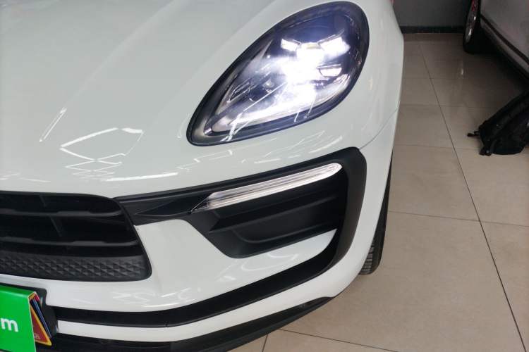 Used Porsche Macan 2024 Macan 2.0T Left Front Headlight
