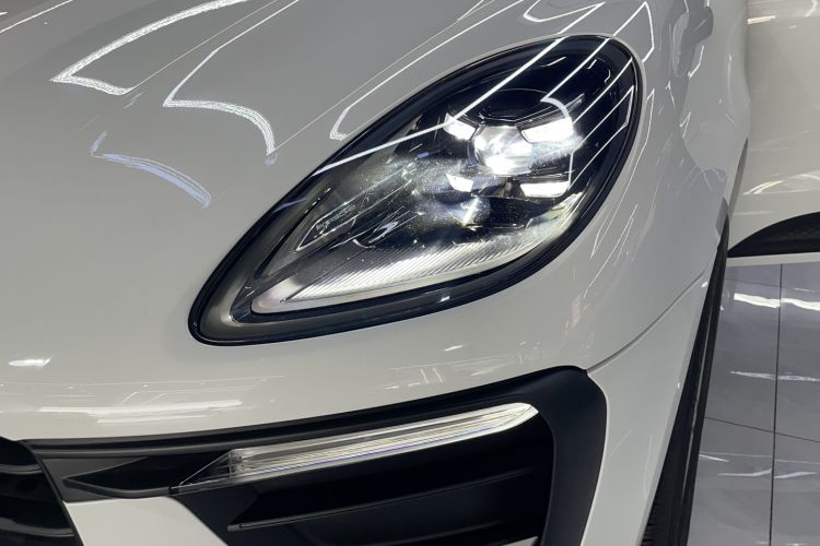 Used Porsche Macan 2024 Macan 2.0T Left Front Headlight