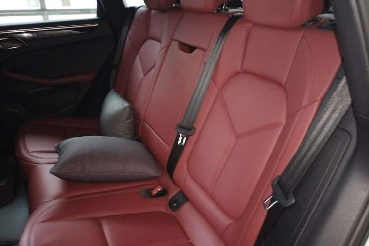 Used Porsche Macan 2024 Macan 2.0T Left Rear Seat