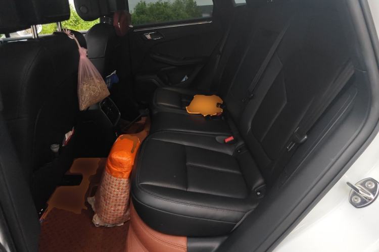 Used Porsche Macan 2024 Macan 2.0T Left Rear Seat