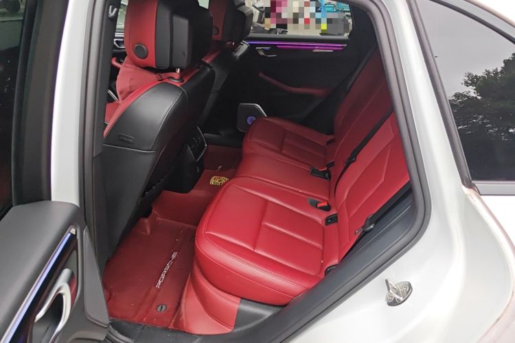 Used Porsche Macan 2024 Macan 2.0T Left Rear Seat