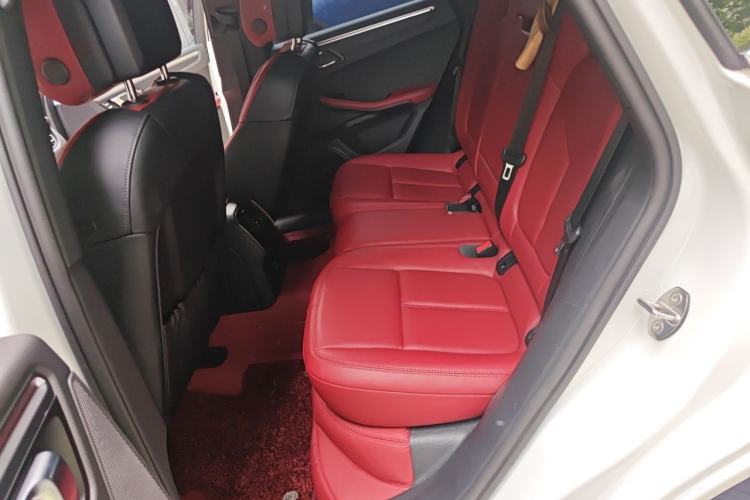 Used Porsche Macan 2024 Macan T 2.0T Left Rear Seat
