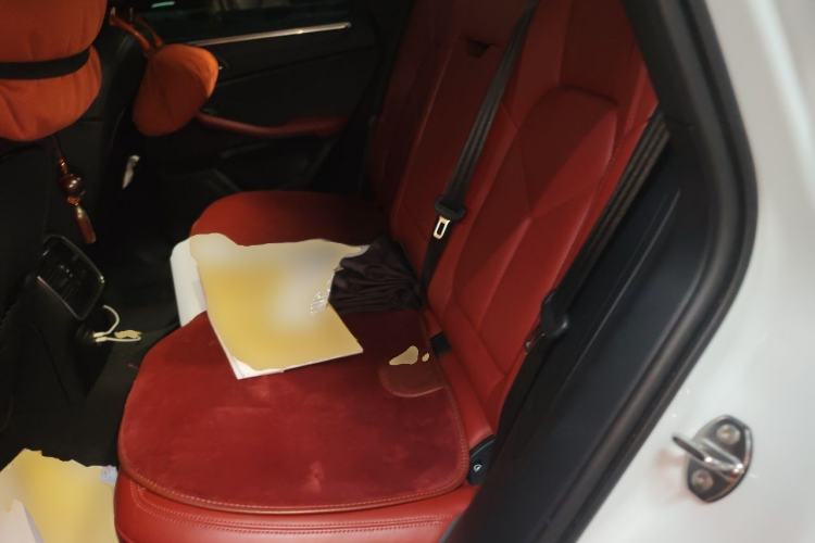 Used Porsche Macan 2024 Macan 2.0T Left Rear Seat